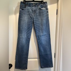 Men’s American Eagle extreme flex original boot cut jeans. Like new. 32x32